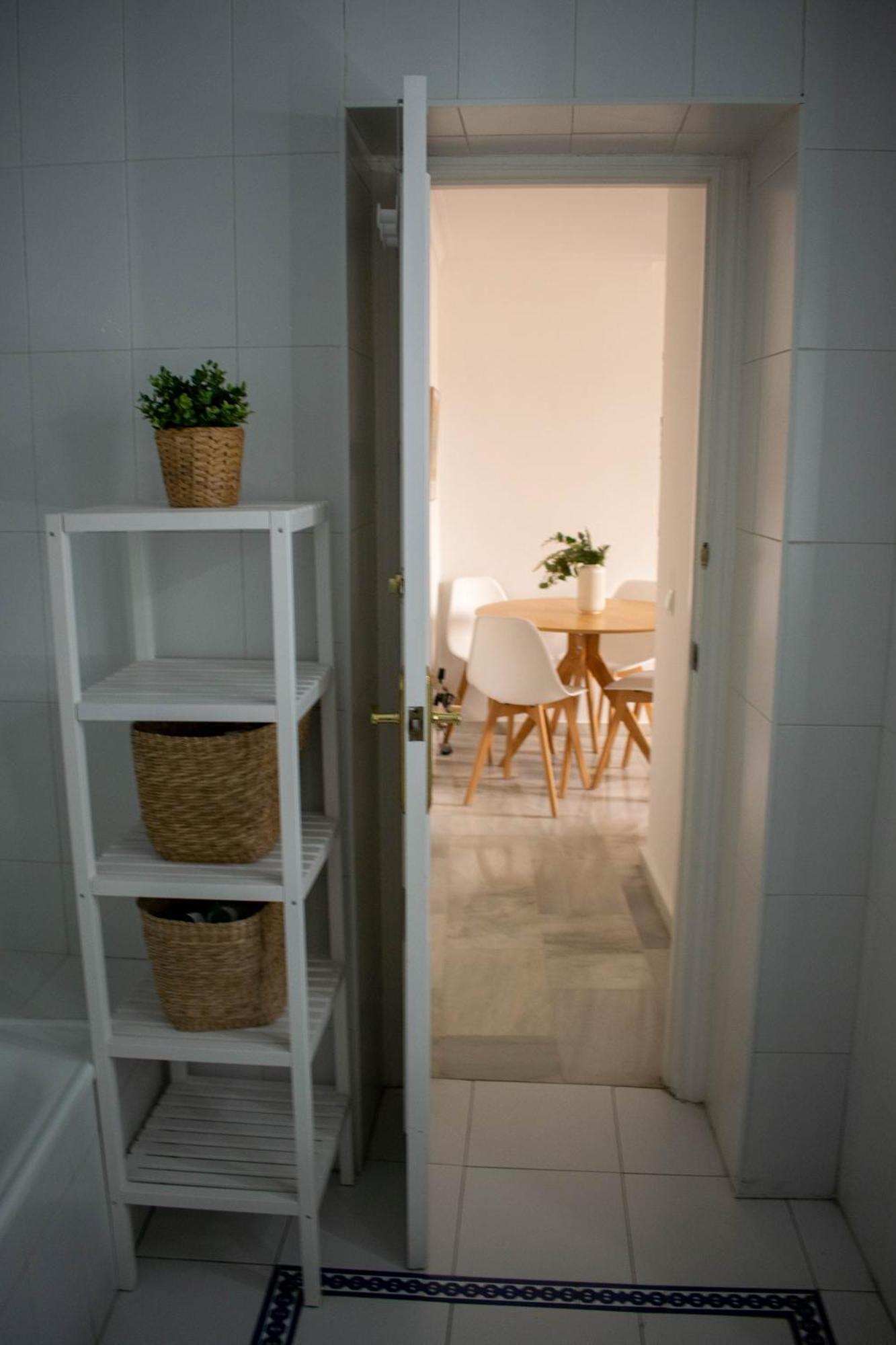 Sarah'S Home Севилья Экстерьер фото